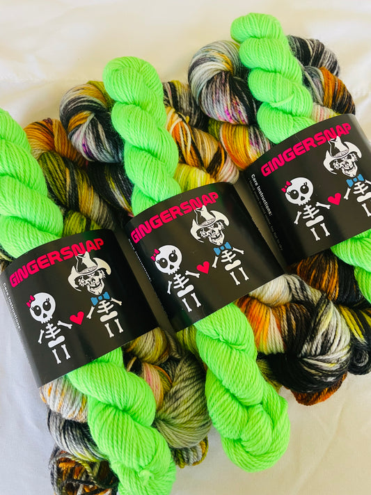 GIVE PEAS A CHANCE SOCKSET (1)...SOFT SOCK FINGERING WEIGHT