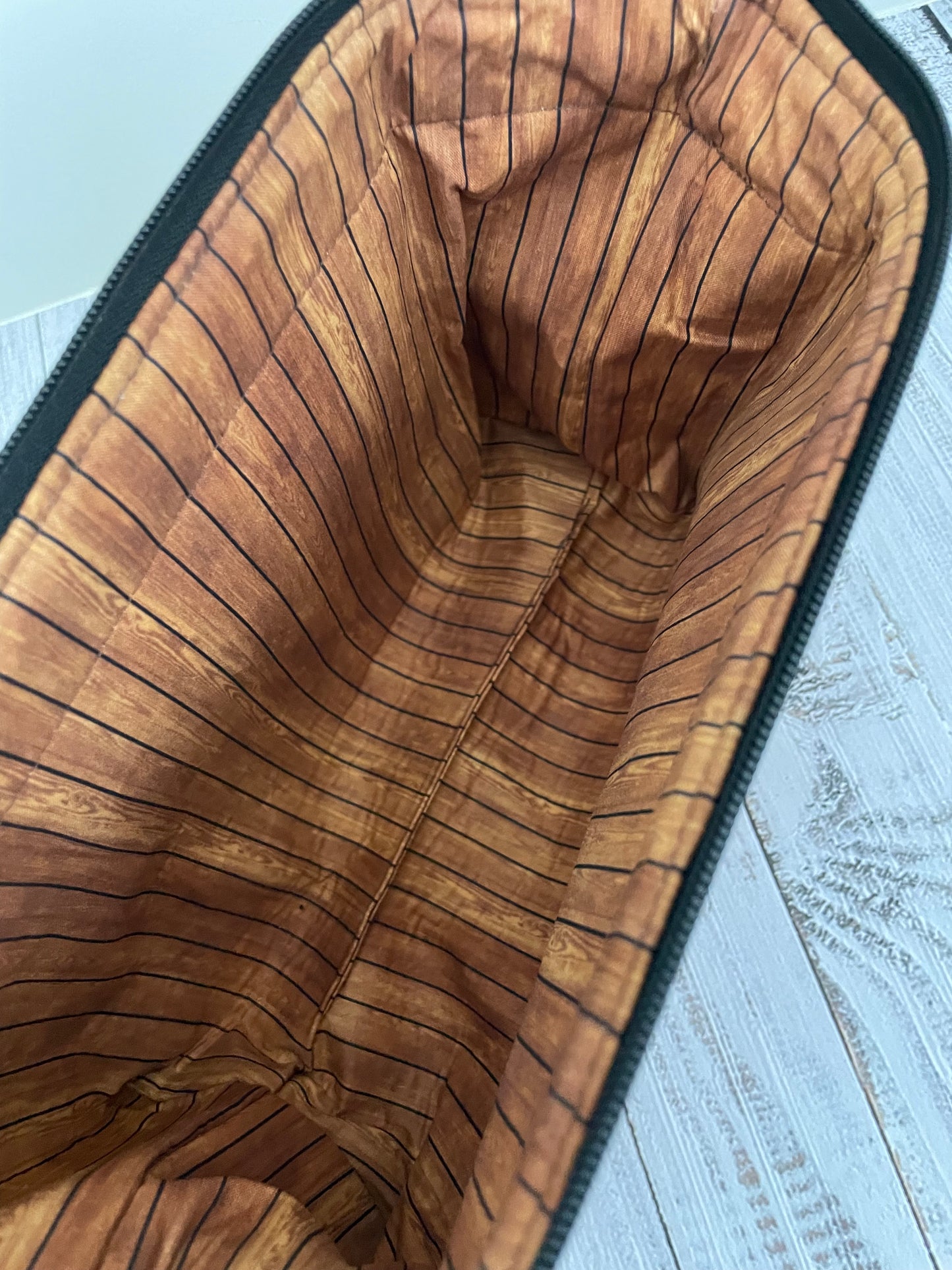 RUSTY CORDUROY Small wire frame bag