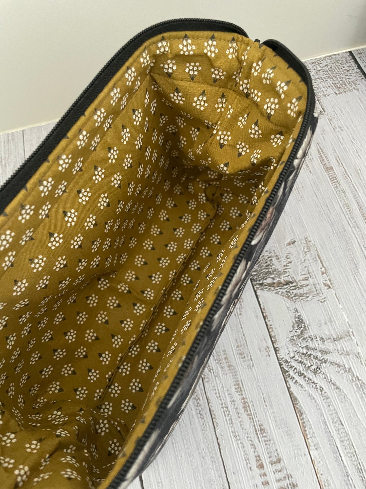 WATER LILY ...CUSTOM PRINT Small wire frame bag