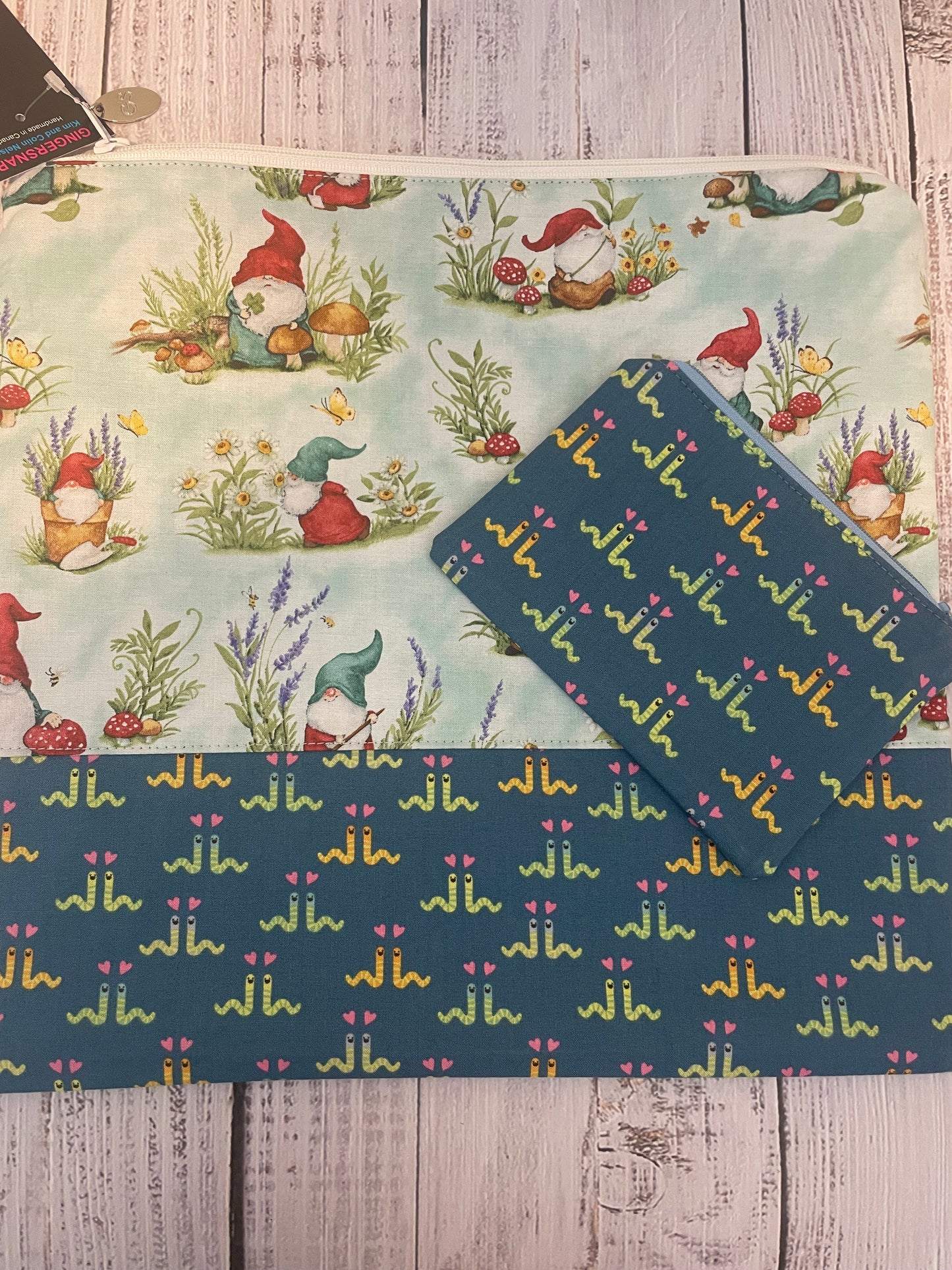 GARDEN GNOME & INCHWORM LARGE STITCHING BAG & NOTIONS POUCH