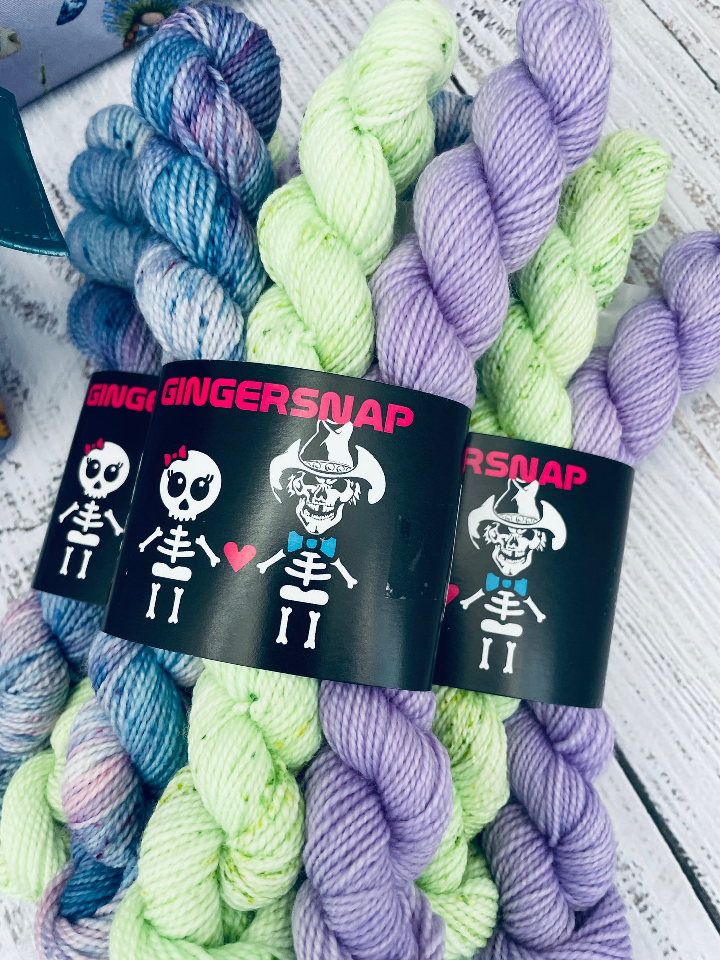 JUNE'S GNOME CLUB ...PLEASE CHOOSE SET FROM MENU .... LUSH FINGERING WEIGHT 2 PLY