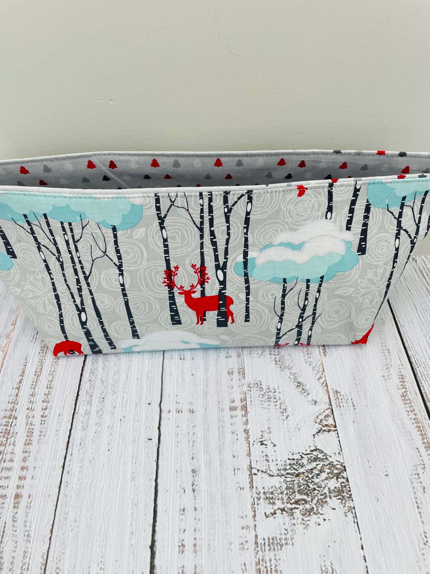 WINTER FOREST ....CAKE CADDY