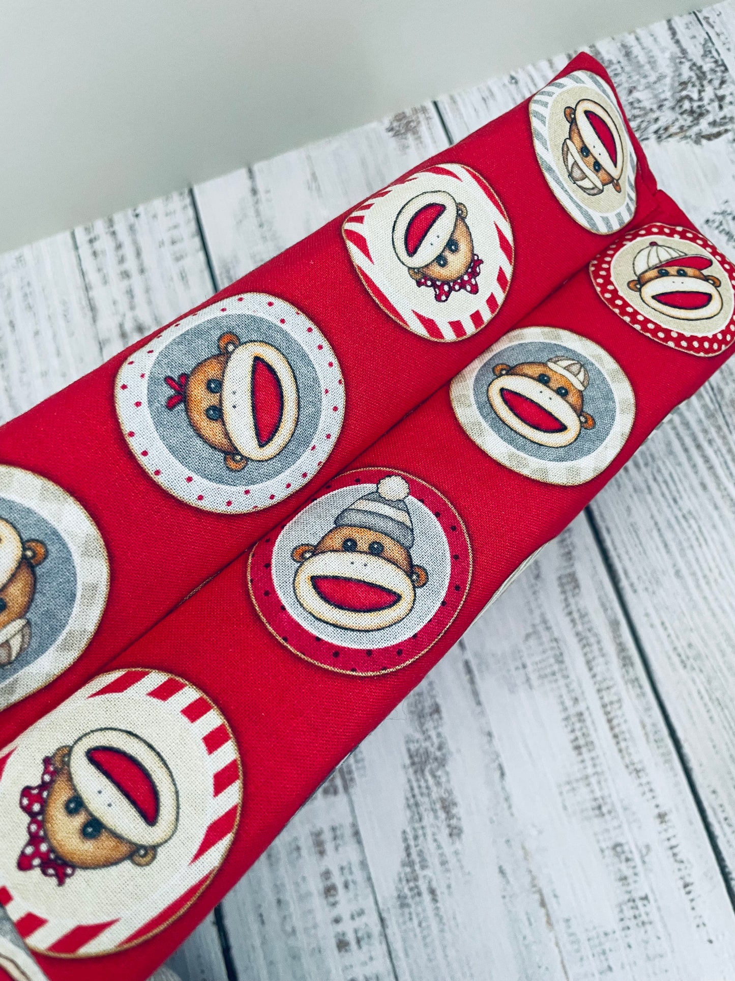 SOCK MONKEY MINI TOTE BAG & MINISNAP SET ...LUSH Fingering & Mighty Marled fingering (5)...1 SET OF MONKEY STITCH TOPPERS, 1 PROGRESS KEEPER, 1 STITCH MARKER