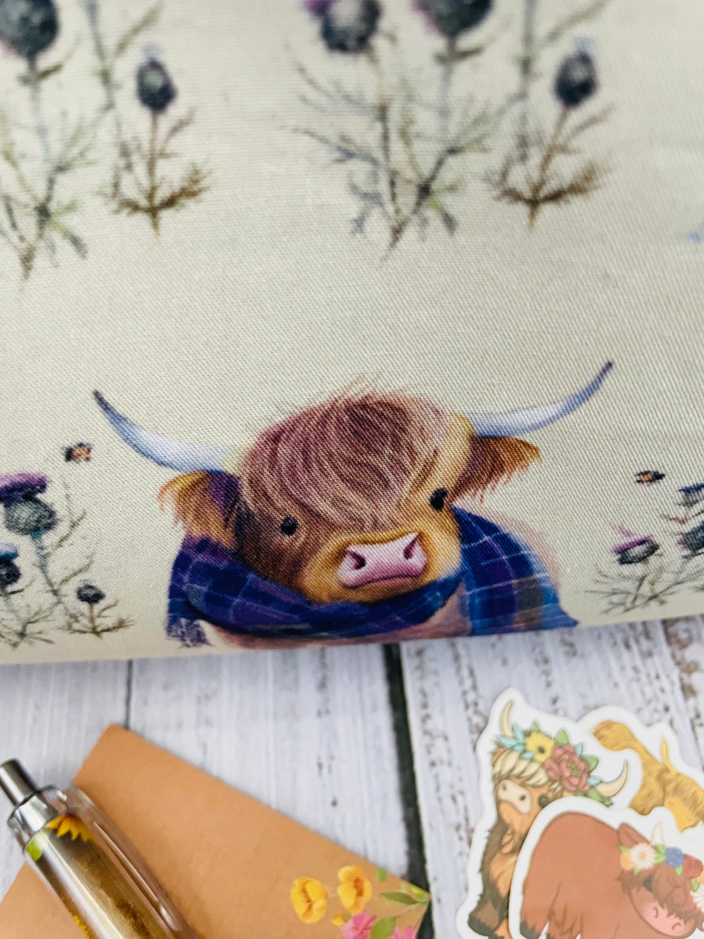 HIGHLAND COO IN TARTAN MED WIRE FRAME BAG...CUSTOM PRINT....STITCH STOPPERS , PEN, STICKY NOTE PAD AND SYICKERS