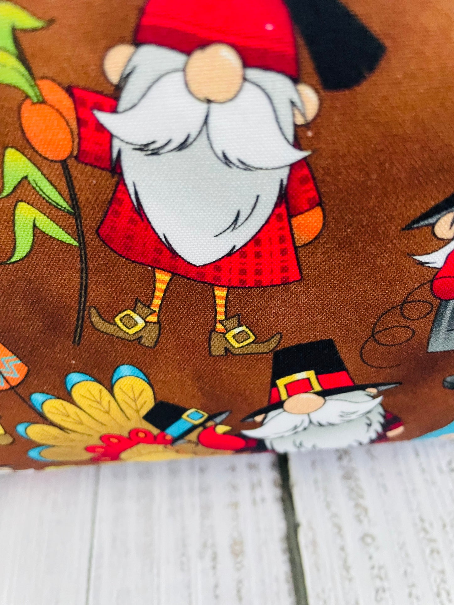 OCT GNOME CLUB ..., PLEASE CHOOSE SET FROM MENU ....GNOME ON THE RANGE ....LIMITED QUANTITIES