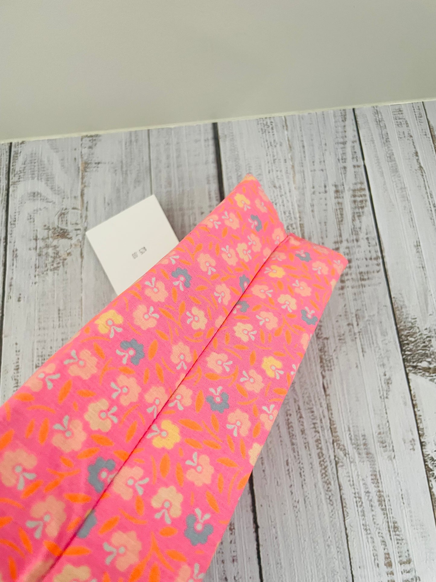 FLUTTER FLOWERS ....CAKE CADDY ....BLACK LIGHT REACTIVE FABRIC