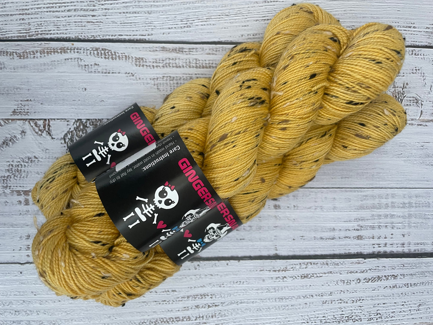 TWEEDY FINGERING  ...please choose colourway from menu