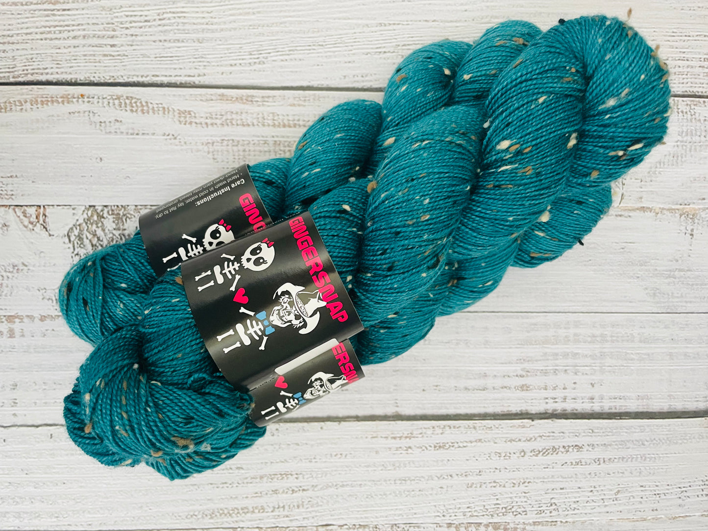 TWEEDY FINGERING  ...please choose colourway from menu