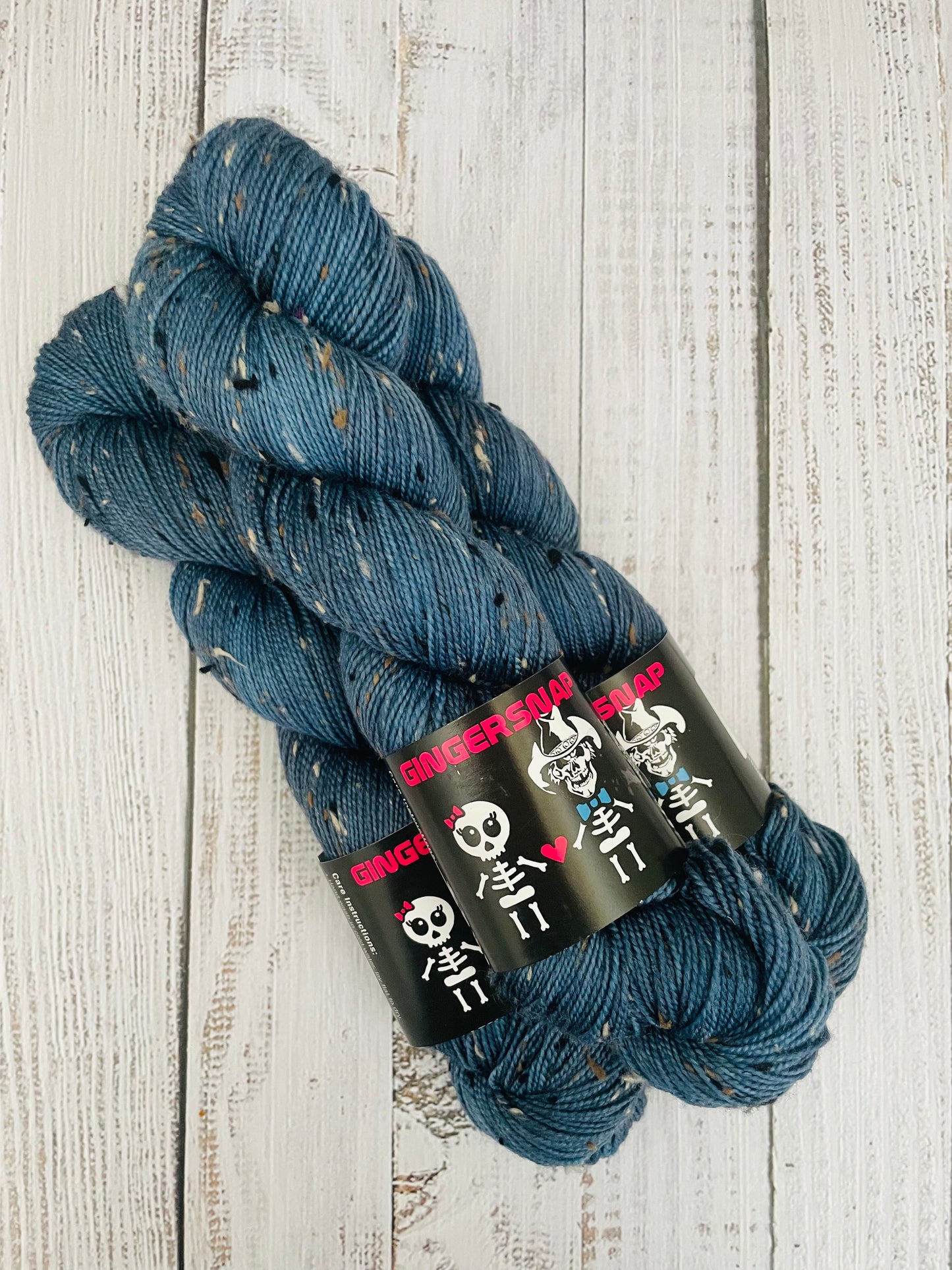 TWEEDY FINGERING  ...please choose colourway from menu