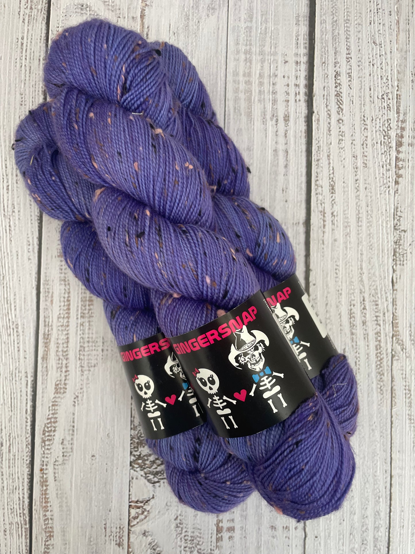 TWEEDY FINGERING  ...please choose colourway from menu