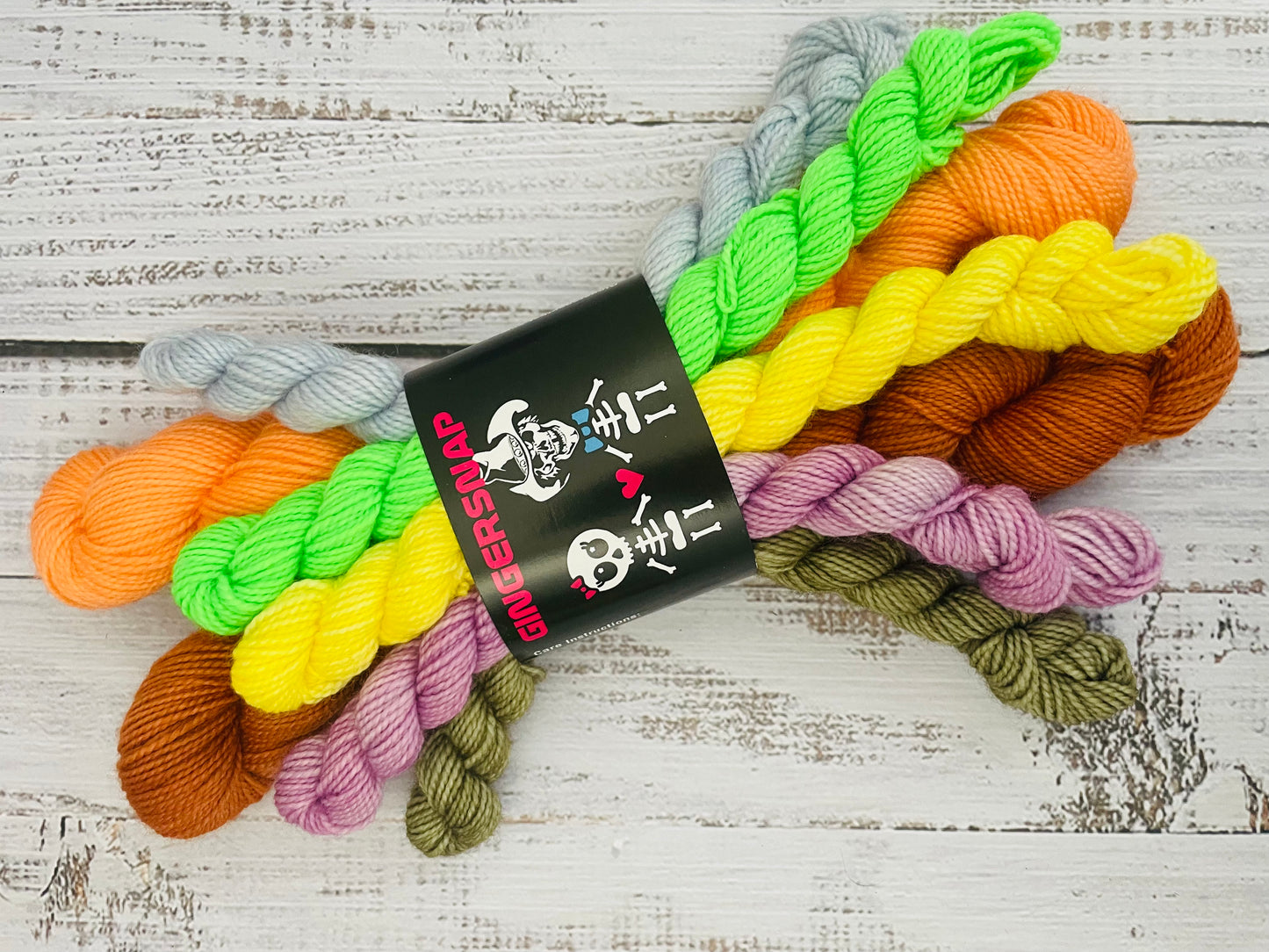 HIGHLAND COO MITTEN SETS ….CHOOSE SET FROM MENU BELOW