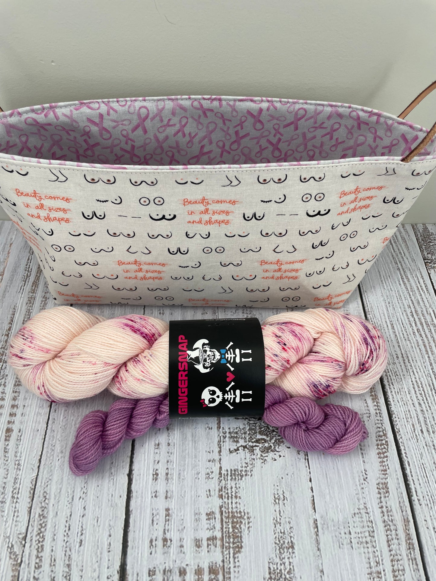 HOPE & STITCHES SOCKSET AND MINI BASKET ( SOLD SEPARATELY )..THESE WILL SHOW SOLD OUT UNTIL THE LAUNCH DATE ON OCT 18 TH @ NOON MST