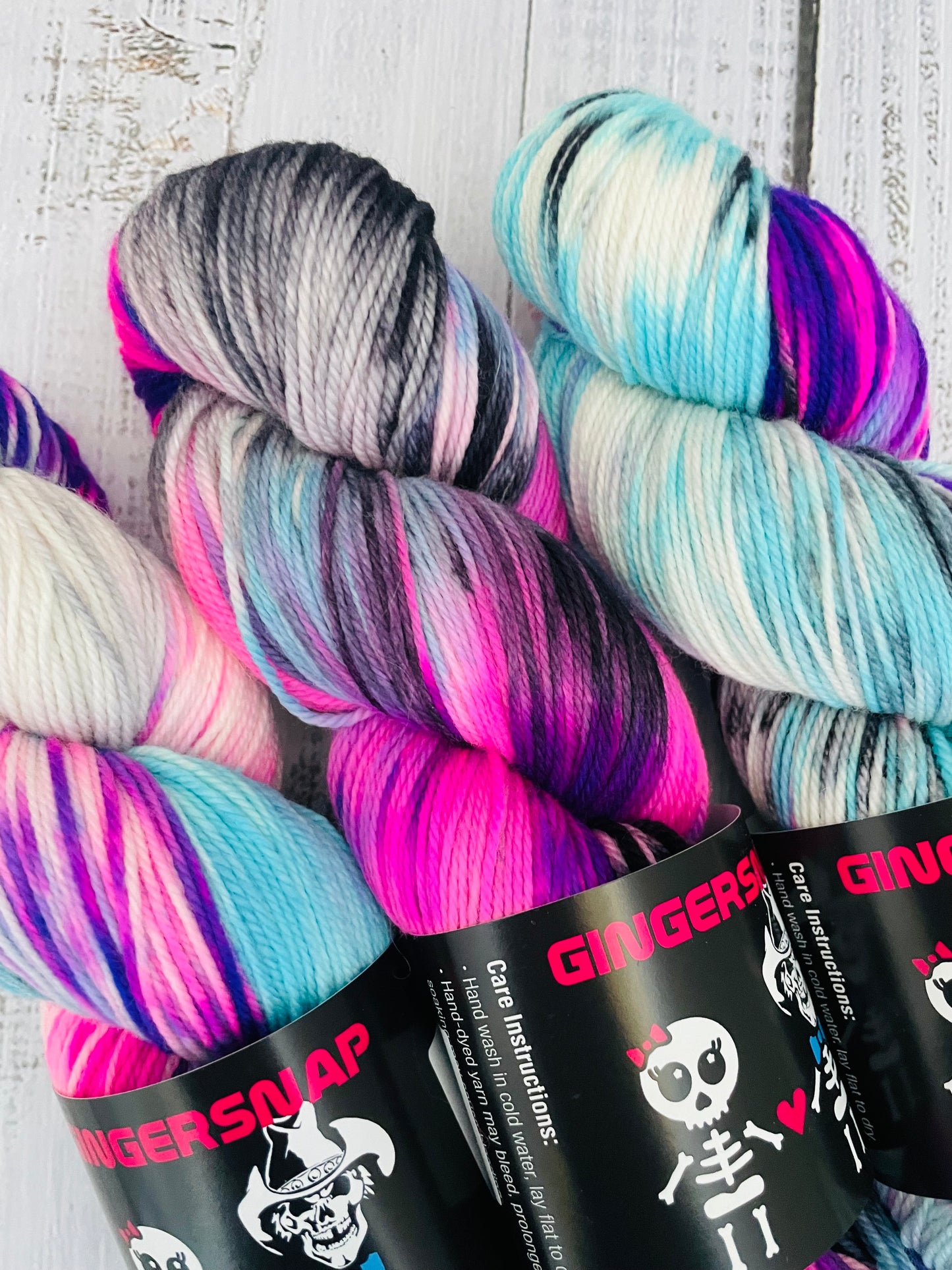 MAGIC ....SOFT SOCK FINGERING WEIGHT ...BLACK LIGHT REACTIVE