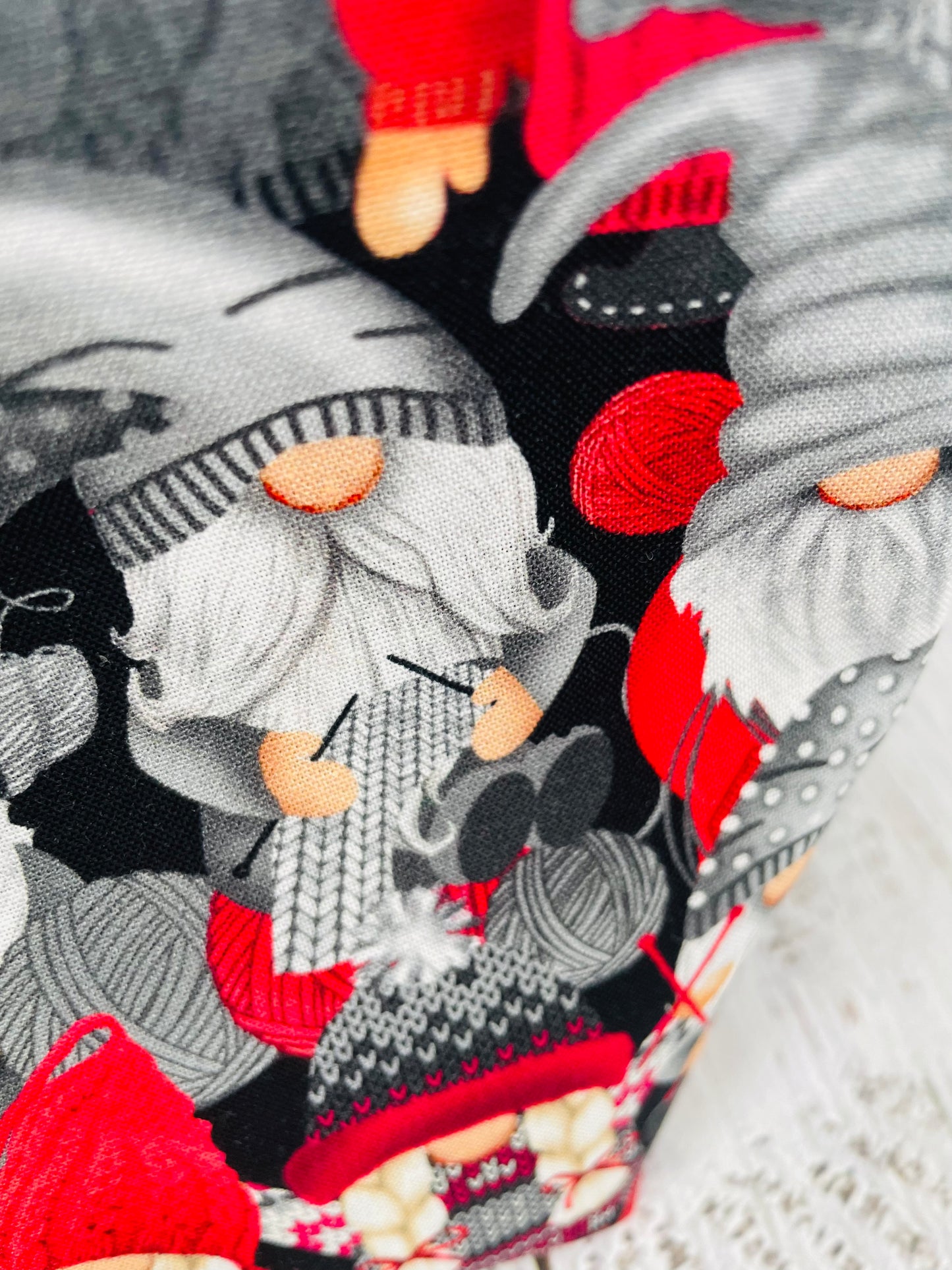 PREVIEW ...THESE WILL SHOW SOLDOUT UNTIL NOON MST OCT 25 TH......... NOV GNOME CLUB KNITTING GNOMES   ...,PLEASE CHOOSE SET FROM MENU ....JUST GNOME IT   ....LIMITED QUANTITIES