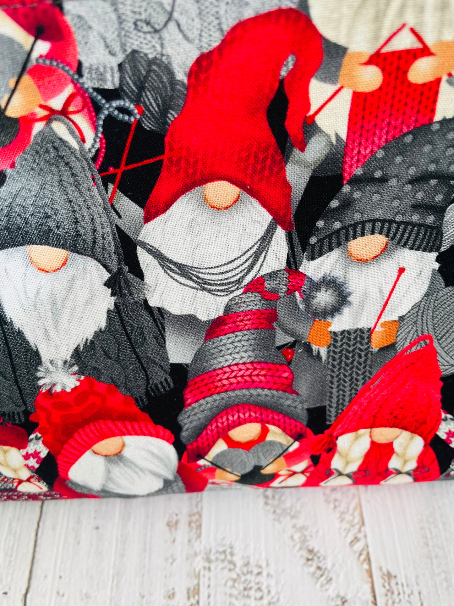 PREVIEW ...THESE WILL SHOW SOLDOUT UNTIL NOON MST OCT 25 TH......... NOV GNOME CLUB KNITTING GNOMES   ...,PLEASE CHOOSE SET FROM MENU ....JUST GNOME IT   ....LIMITED QUANTITIES