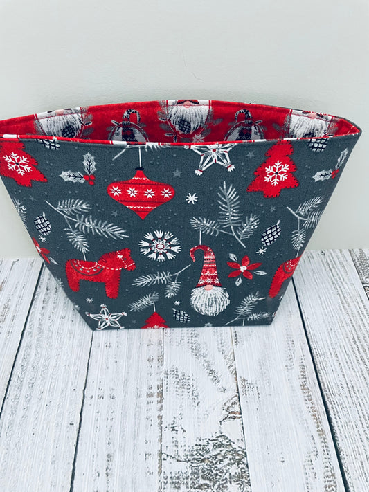 COLOURWORK GNOMES 2 ( DARK GREY BACKGROUND) STITCH & STORE BOWL