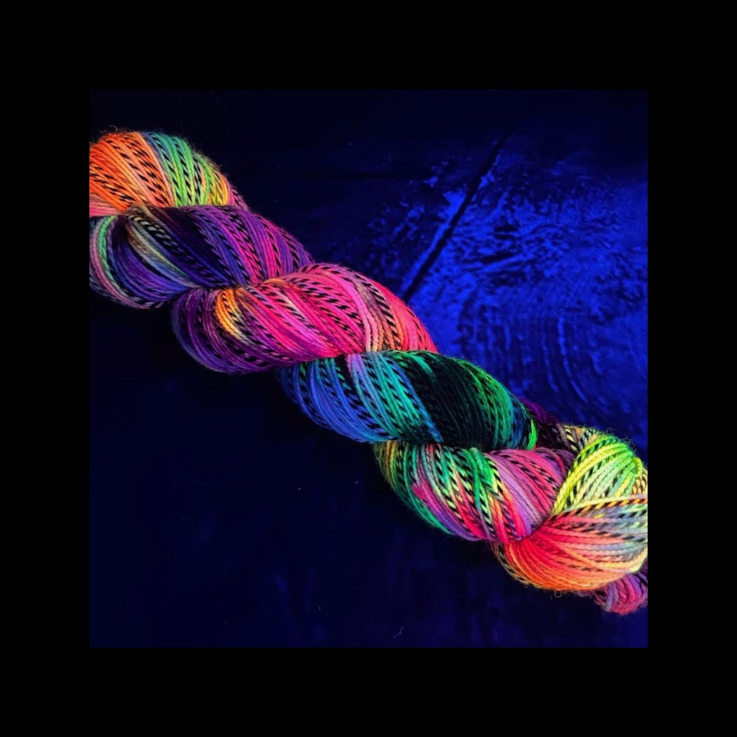 TWIST FINGERING (ZEBRA EFFECT) ...please choose colourway from menu
