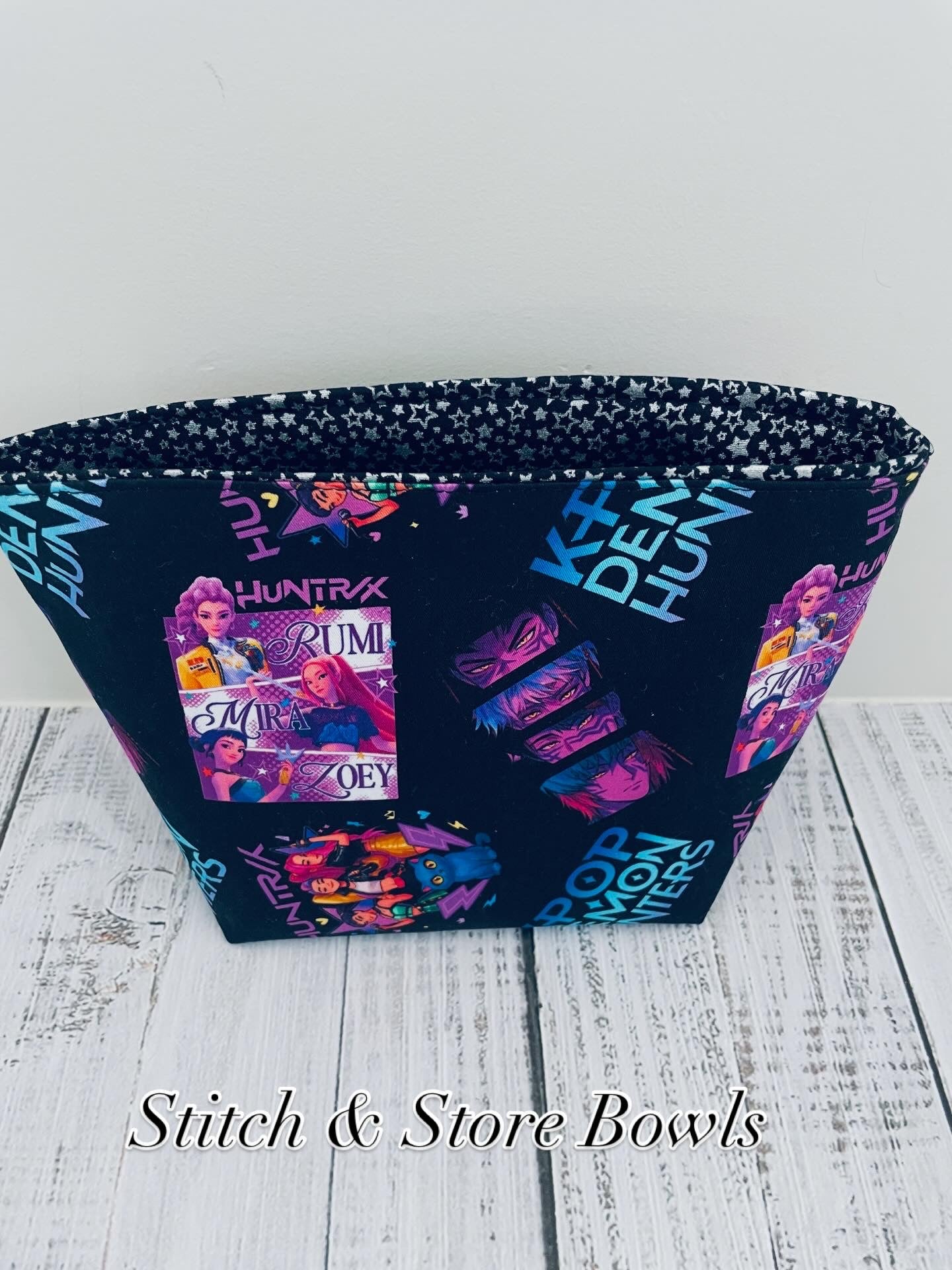 STAGE LIGHTS & SHADOW FIGHTS  ....PLEASE CHOOSE FROM MENU BELOW......SOCKSETS AND BAGS