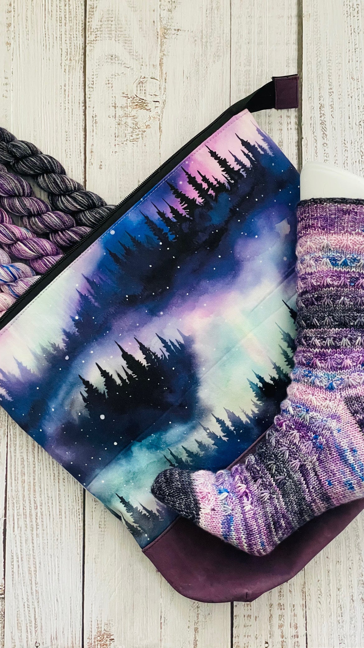 FIREFLY FOREST FADE ON PLUSH FINGERING AND CLASSIC  DK ….CHOOSE COLOURWAY AND BASE FROM MENU