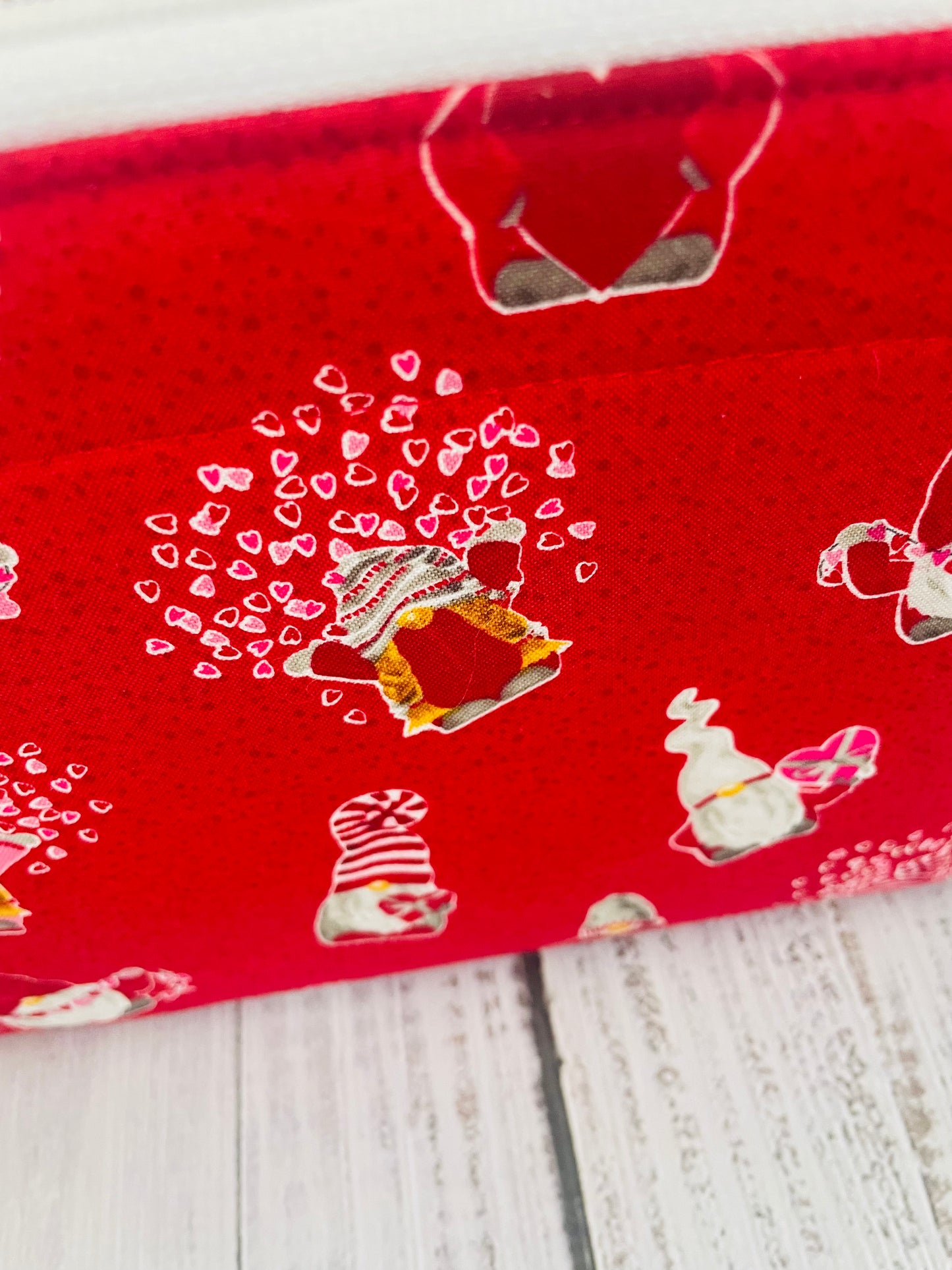 HEART GNOMES     Small wire frame bag