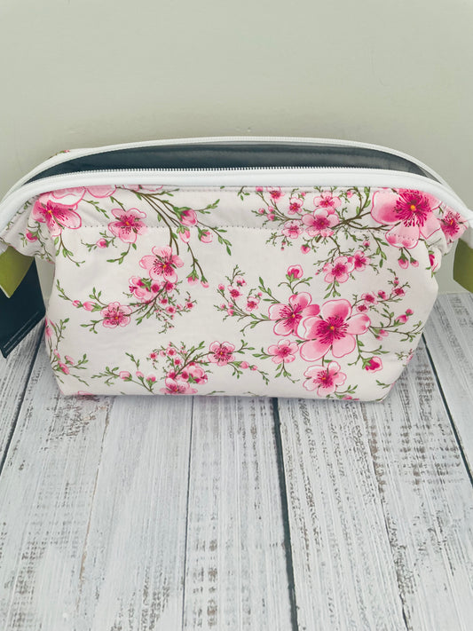 CHERRY BLOSSOM Small wire frame bag