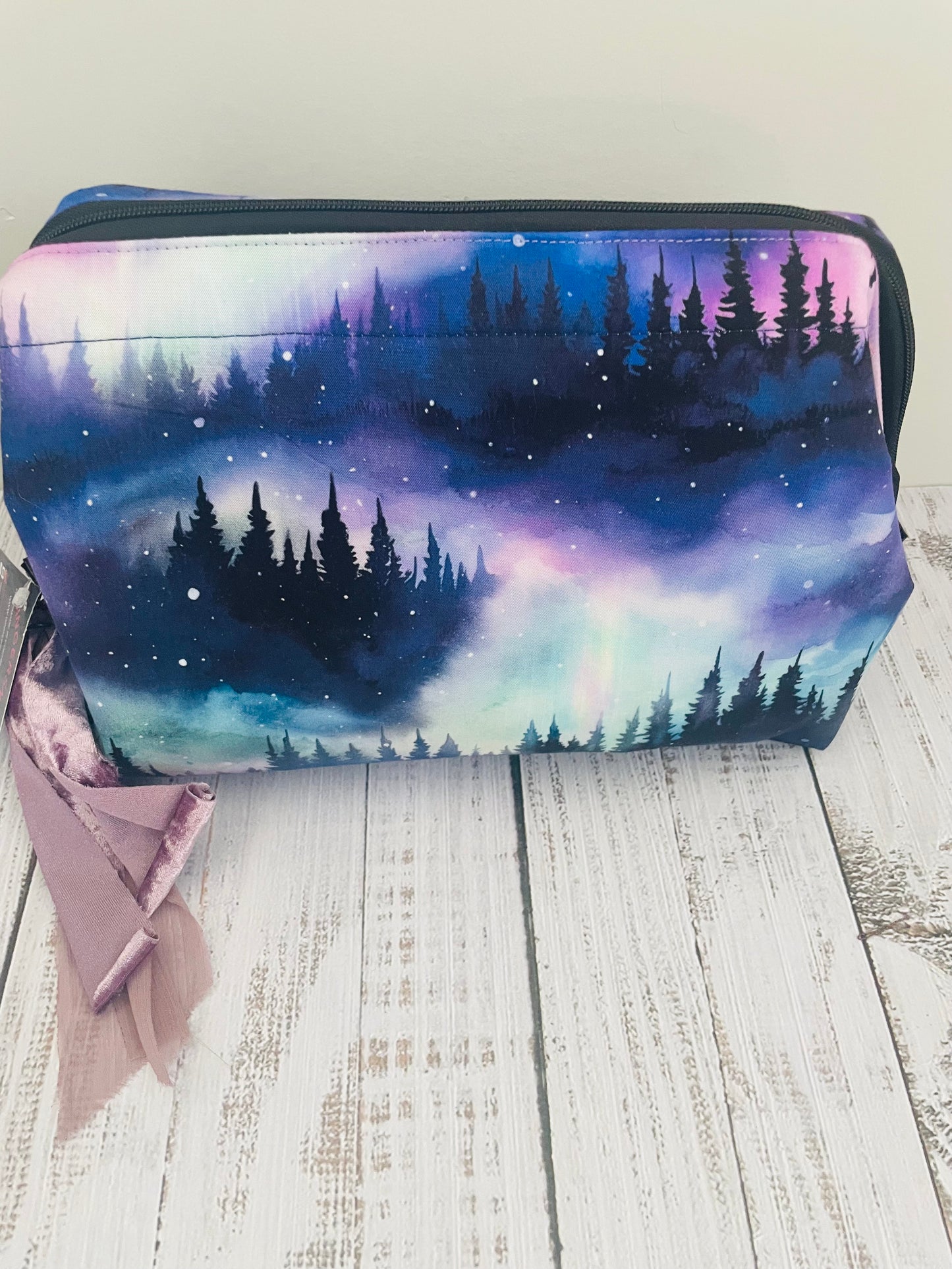 FIREFLY FOREST    .... Med Wire frame bag ...CUSTOM PRINT .....INCLUDES BAG BLING WITH PROGRESS KEEPER
