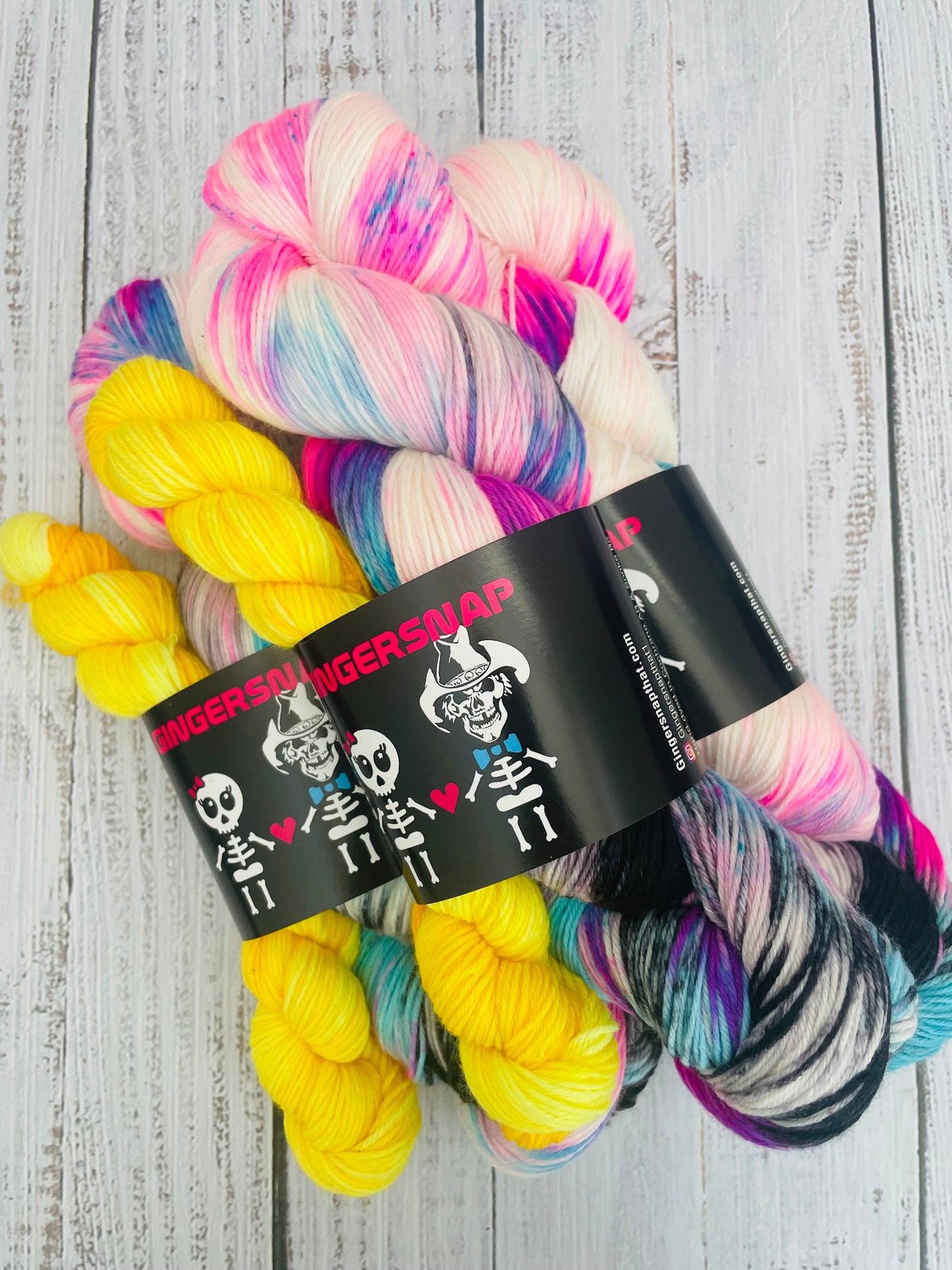HEELS, NAILS, BLADE, MASCARA ....PLEASE CHOOSE FROM MENU BELOW......SOCKSETS AND BAGS....LISTING WILL SHOW SOLD OUT UNTIL JUNE 6 @ NOON MST
