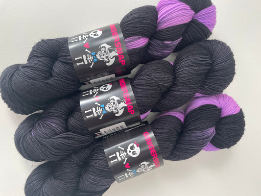 BLACK ORCHID (PLANNED POOLING COLOURWAY)  ON DUST FINGERING WEIGHT BLACK LIGHT REACTIVE