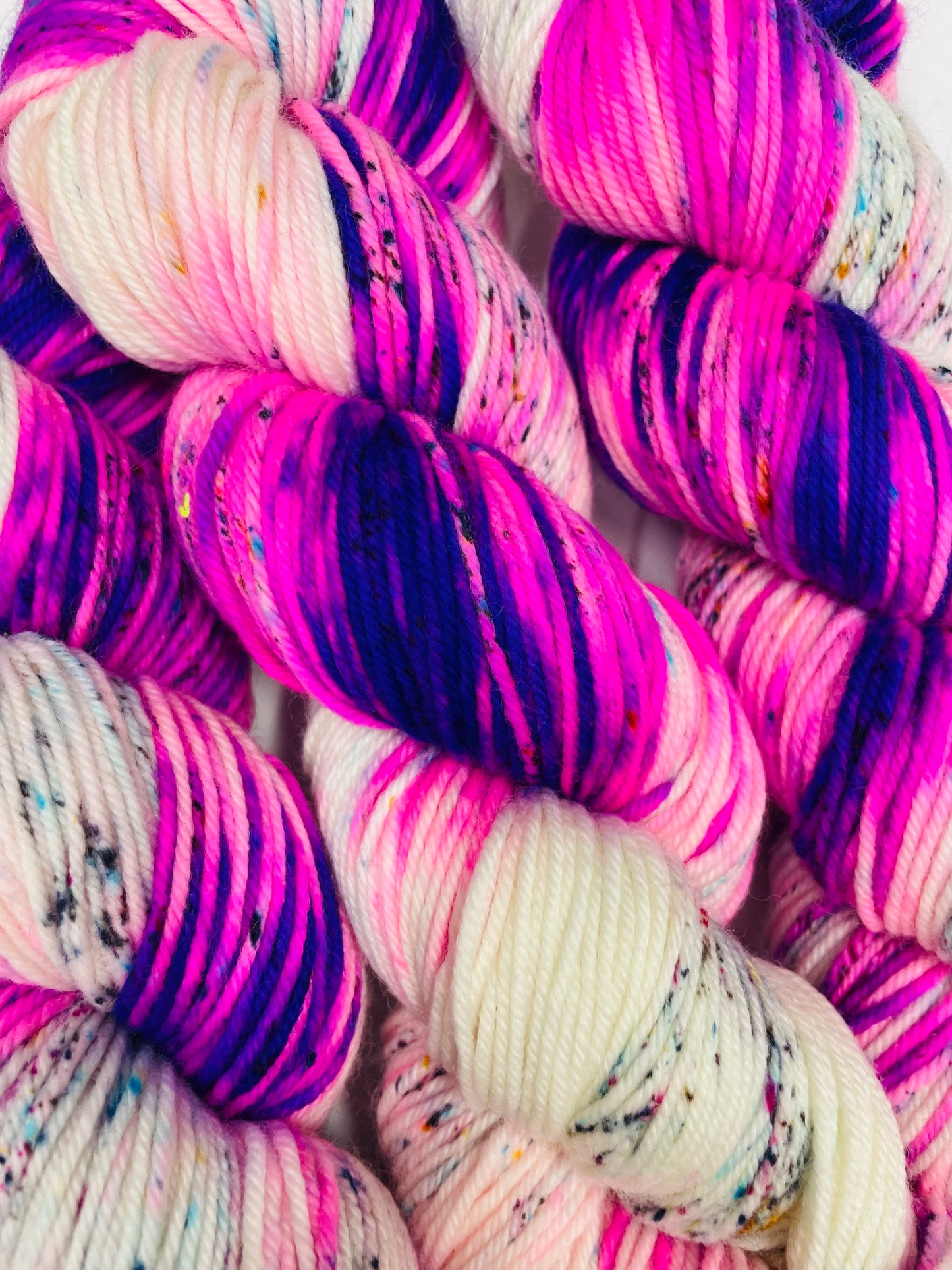 SPRINKLE PIE  ON CLASSIC DK ...BLACK LIGHT REACTIVE
