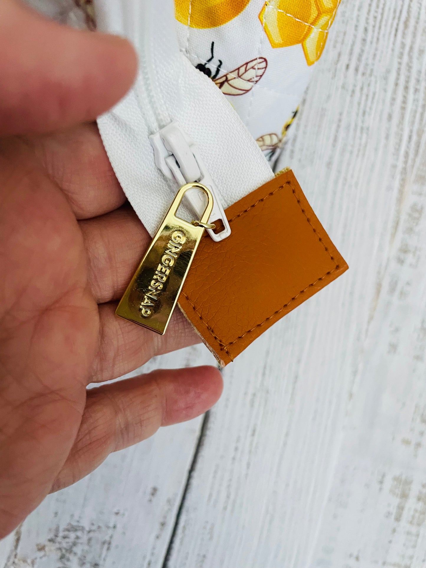 BEE SWEET SOCKSET & BAGS