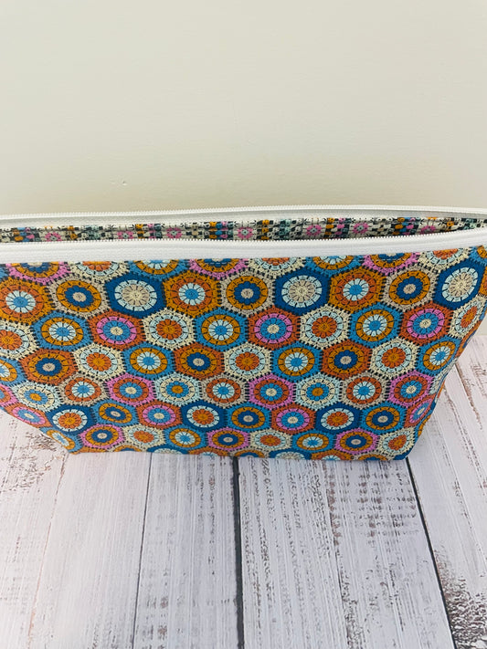 HEXY CROCHET .... Lifestyle bag (soft no wire , but interfaced)