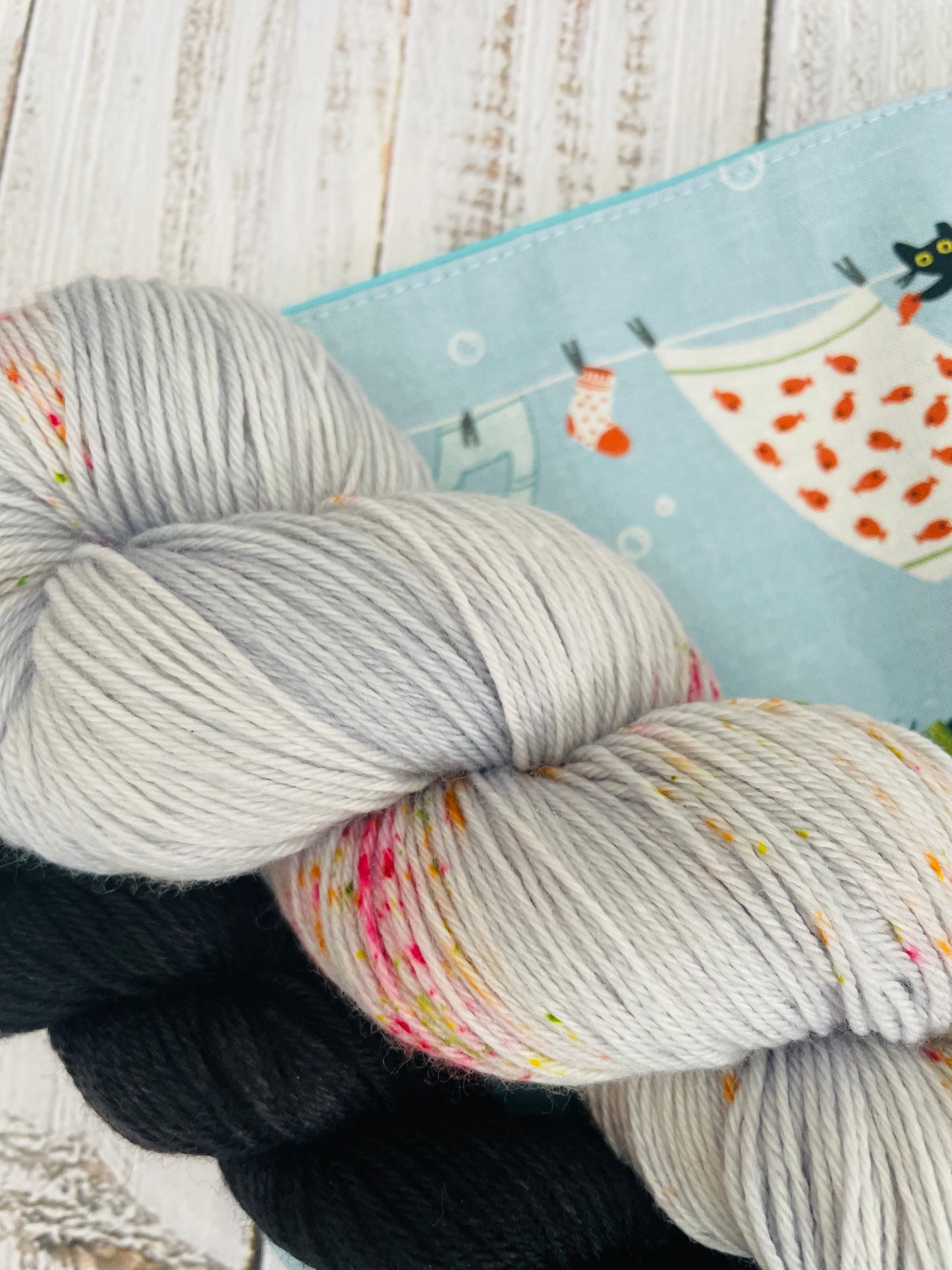 🍓🐈 PURRFECTLY PAIRED SOCK SET &  BAG UPDATE! 🐈🧺.....AUGUST 1 ST @ NOON MST