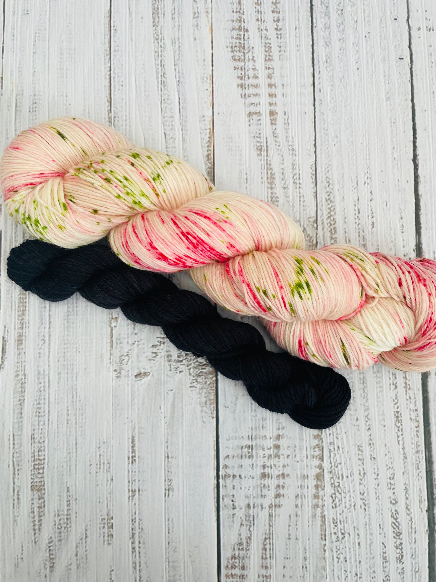 🍓🐈 PURRFECTLY PAIRED SOCK SET &  BAG UPDATE! 🐈🧺.....AUGUST 1 ST @ NOON MST