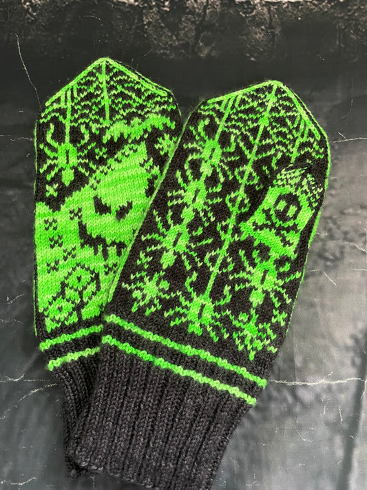 BOGEYMAN MITTEN AND COWL SET BLACK LIGHT REACTIVE....DOES NOT INCLUDE PATTERN ...PLEASE READ ALL THE INFO IN THE LISTING