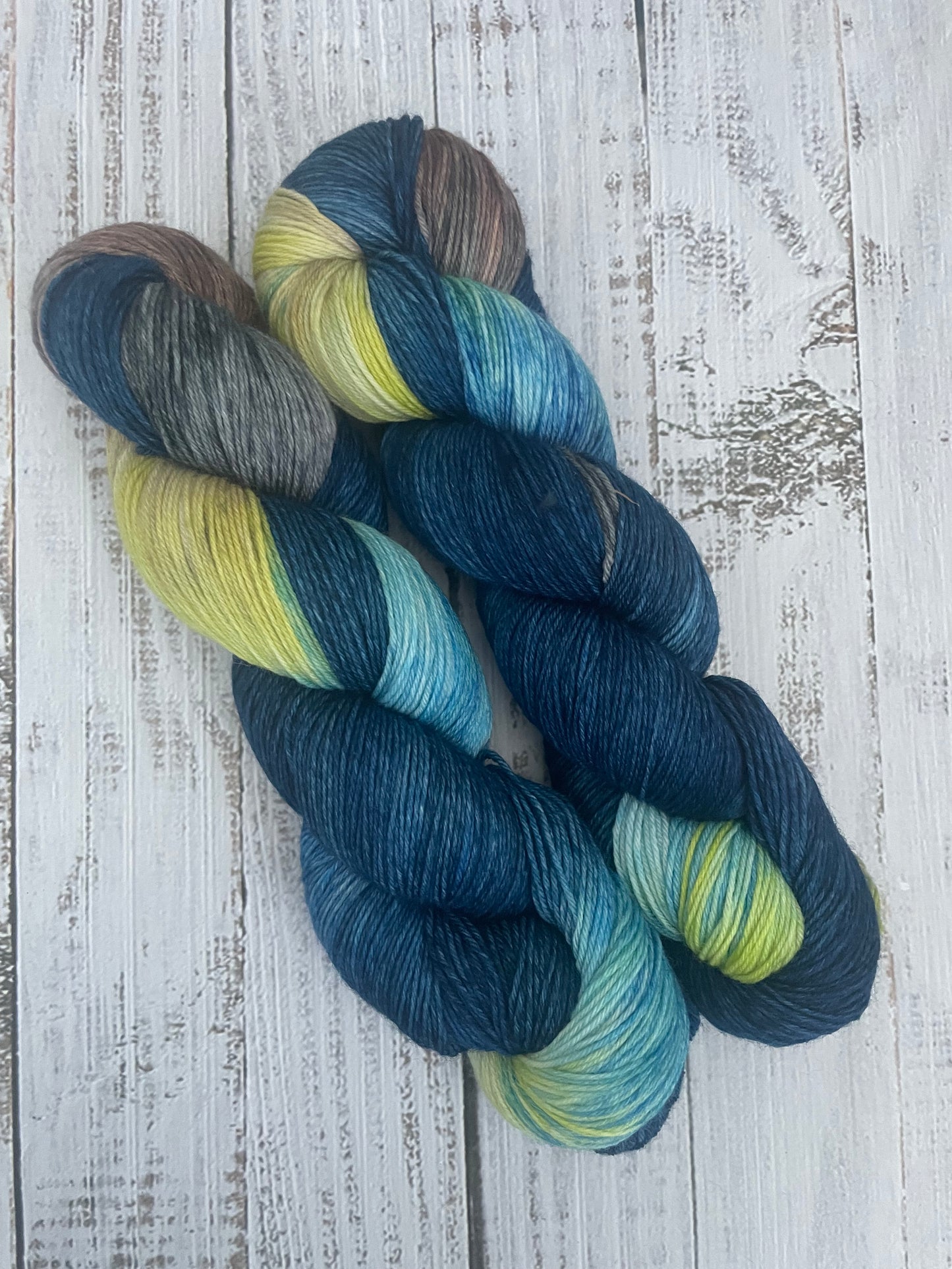 TAILSIDE  ...PLUSH FINGERING WEIGHT