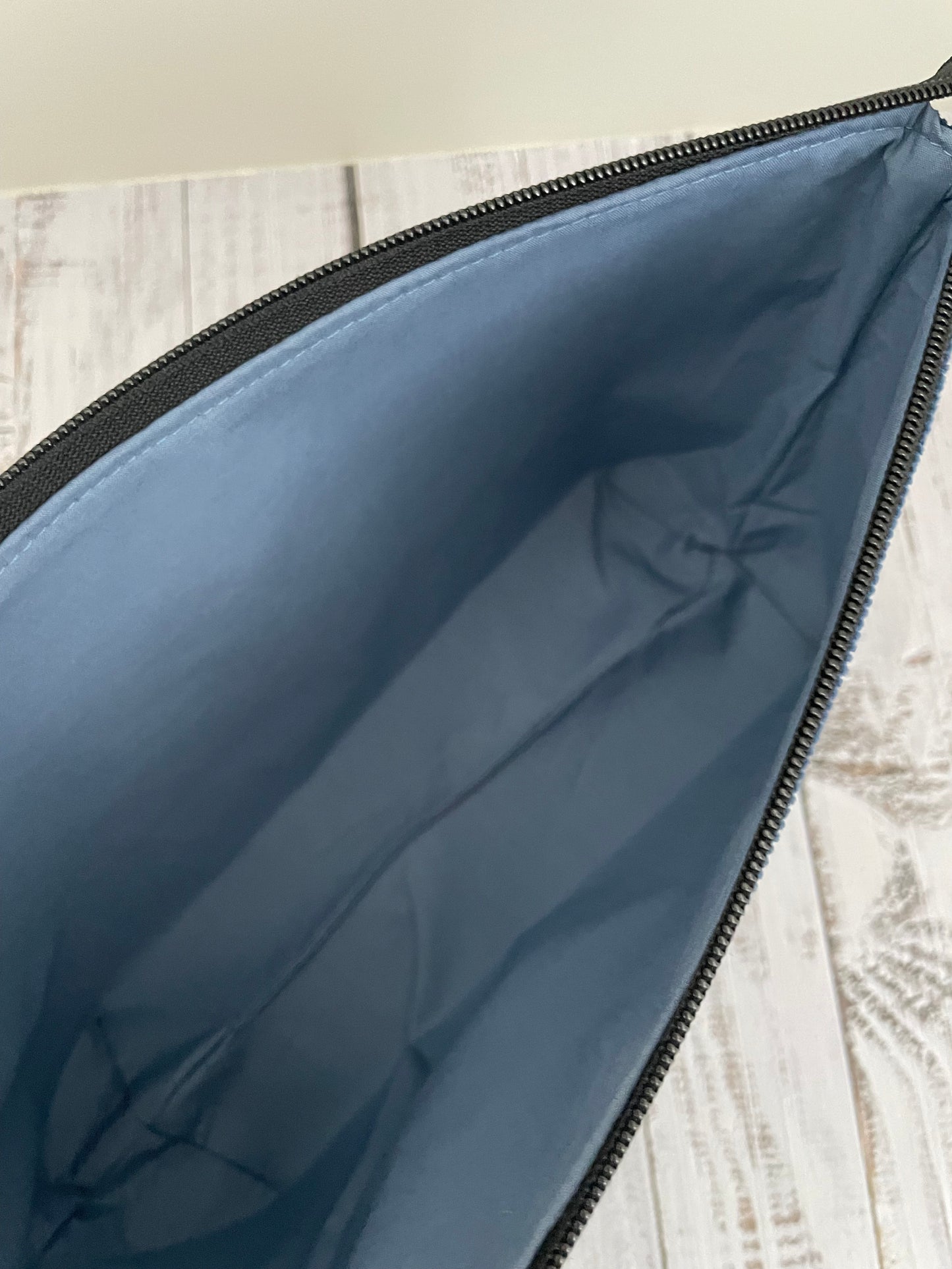 COLBOLT CORDUROY  Lifestyle bag (soft no wire  , but interfaced)