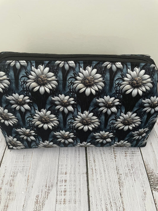 MIDNIGHT DAISY  .... Med Wire frame bag ...CUSTOM PRINT