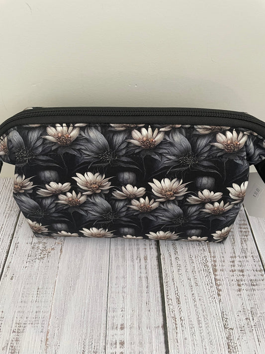 WATER LILY ...CUSTOM PRINT Small wire frame bag