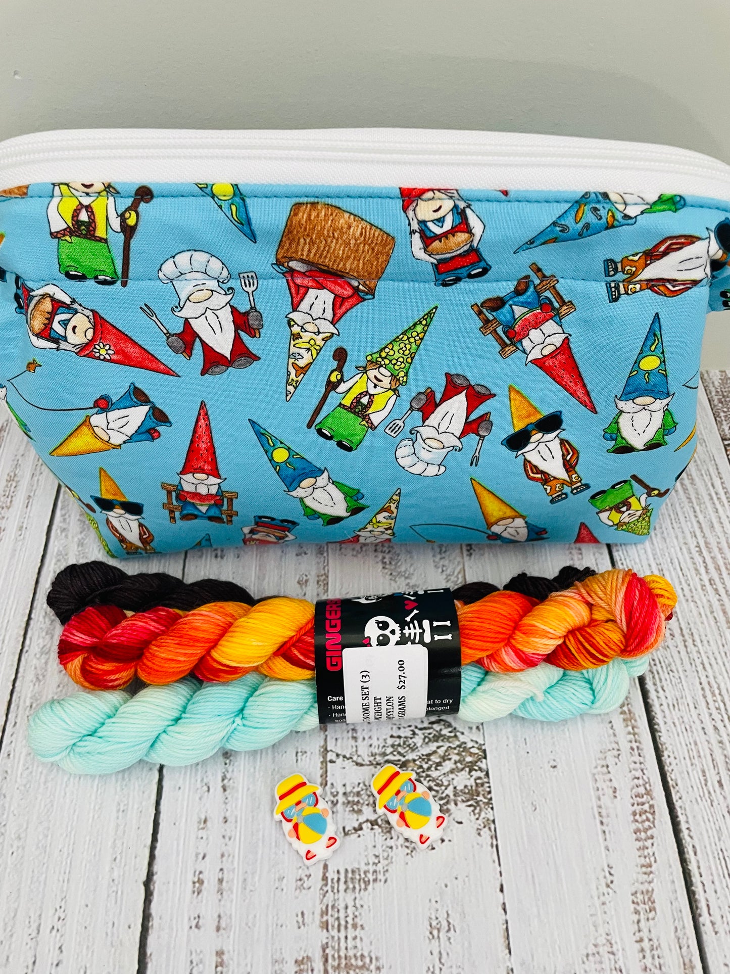 AUGUST'S GNOME CLUB , PLEASE CHOOSE SET FROM MENU ....SWEET SUMMERTIME GNOME ....LIMITED QUANTITIES