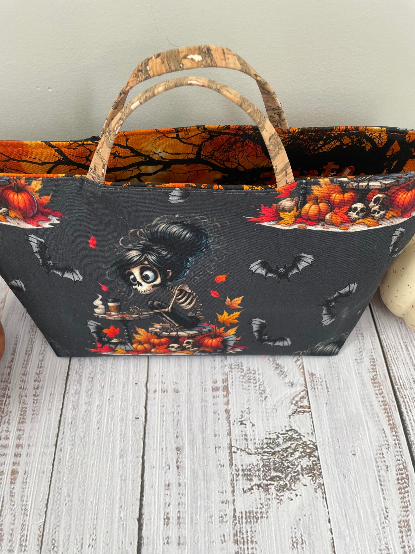 AUTUMN APPARITION SOCKSET AND BAGS ( SOLD SEPARATELY )THESE WILL SHOW SOLD OUT UNTIL THE LAUNCH TIME OCT 11 @ NOON MST