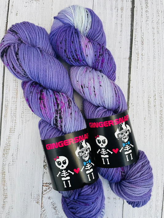 ULTRAVIOLET RIOT ...SQUISHY DK  ...LOW CONTRAST BLACK LIGHT REACTIVE