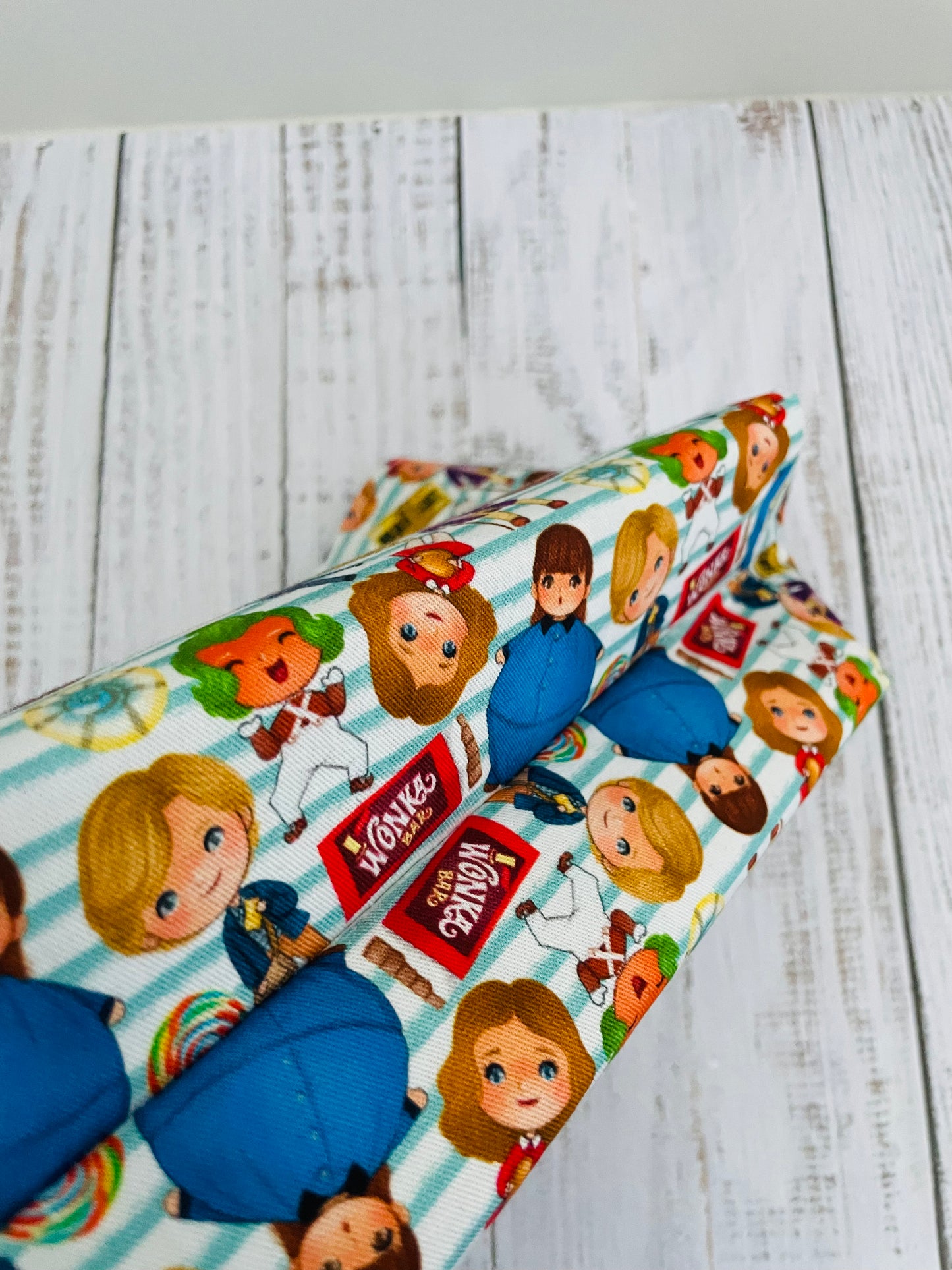 WILLY    ....CAKE CADDY......CUSTOM PRINT