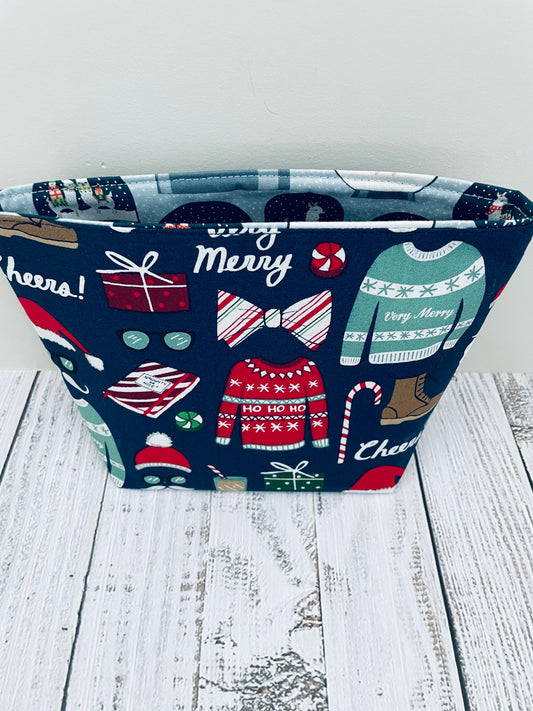 VERY MERRY  STITCH & STORE BOWL