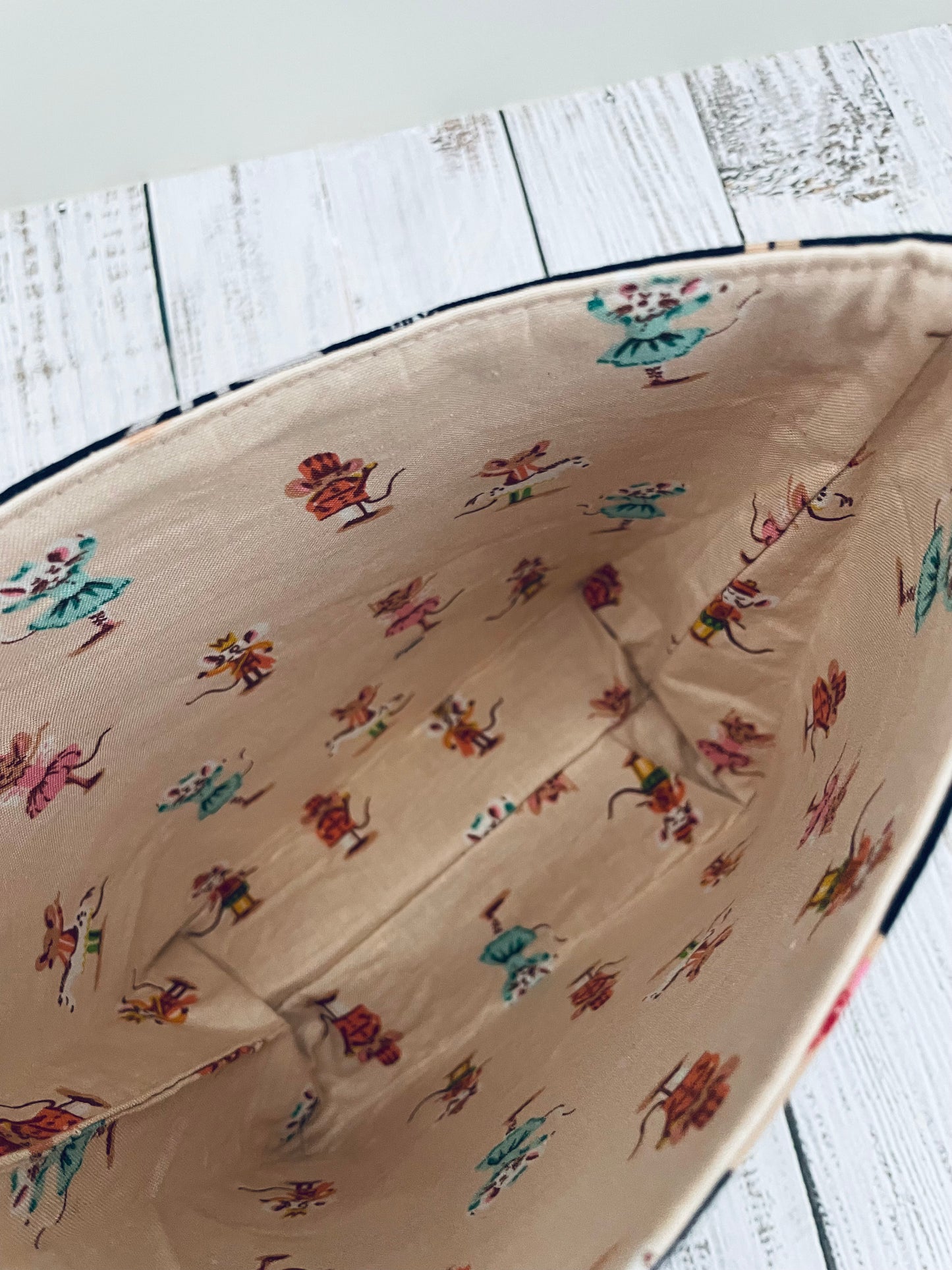 REINDEER AT NIGHT  STITCH & STORE BOWL