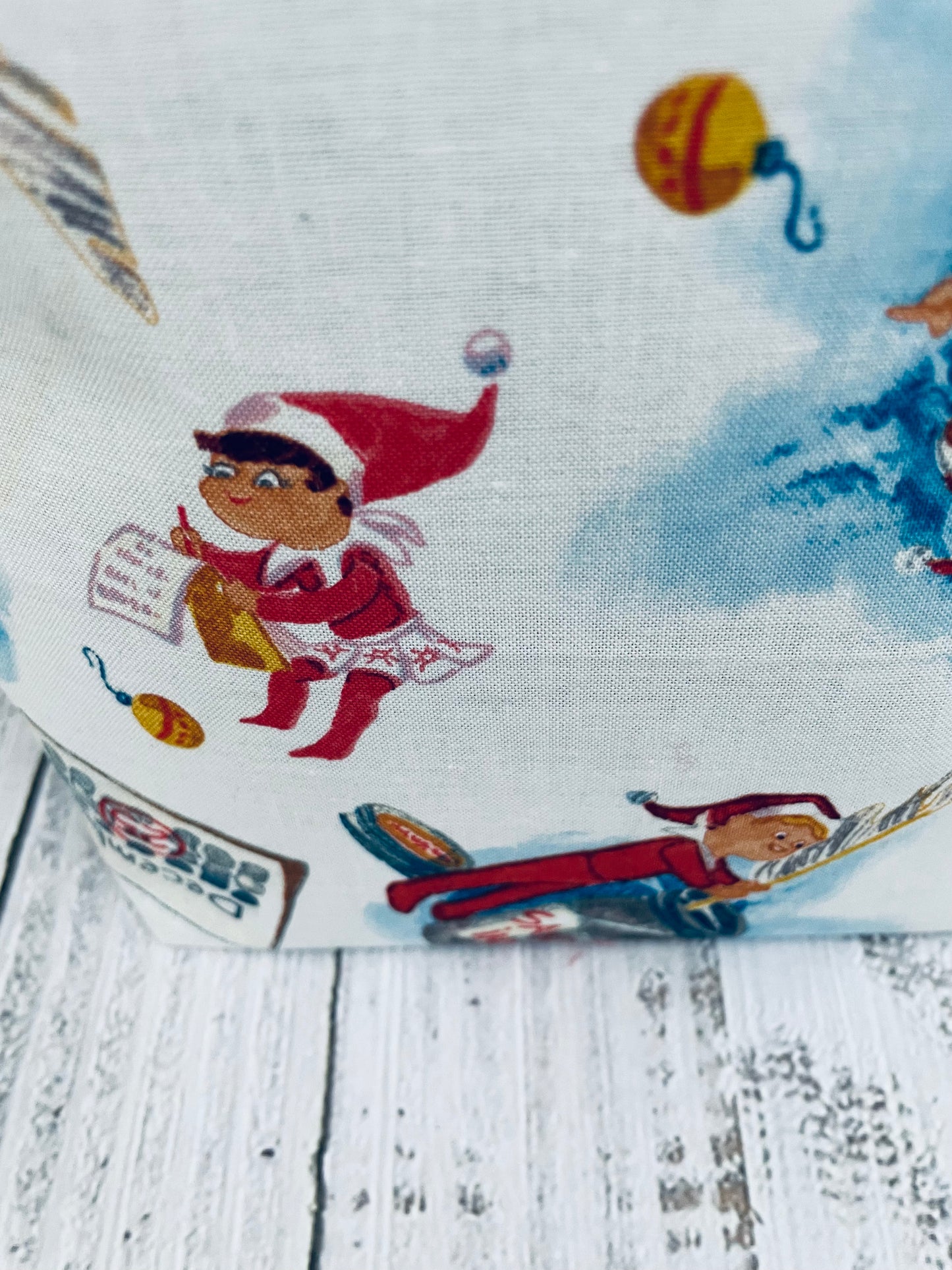 SHELF ELF  STITCH & STORE BOWL