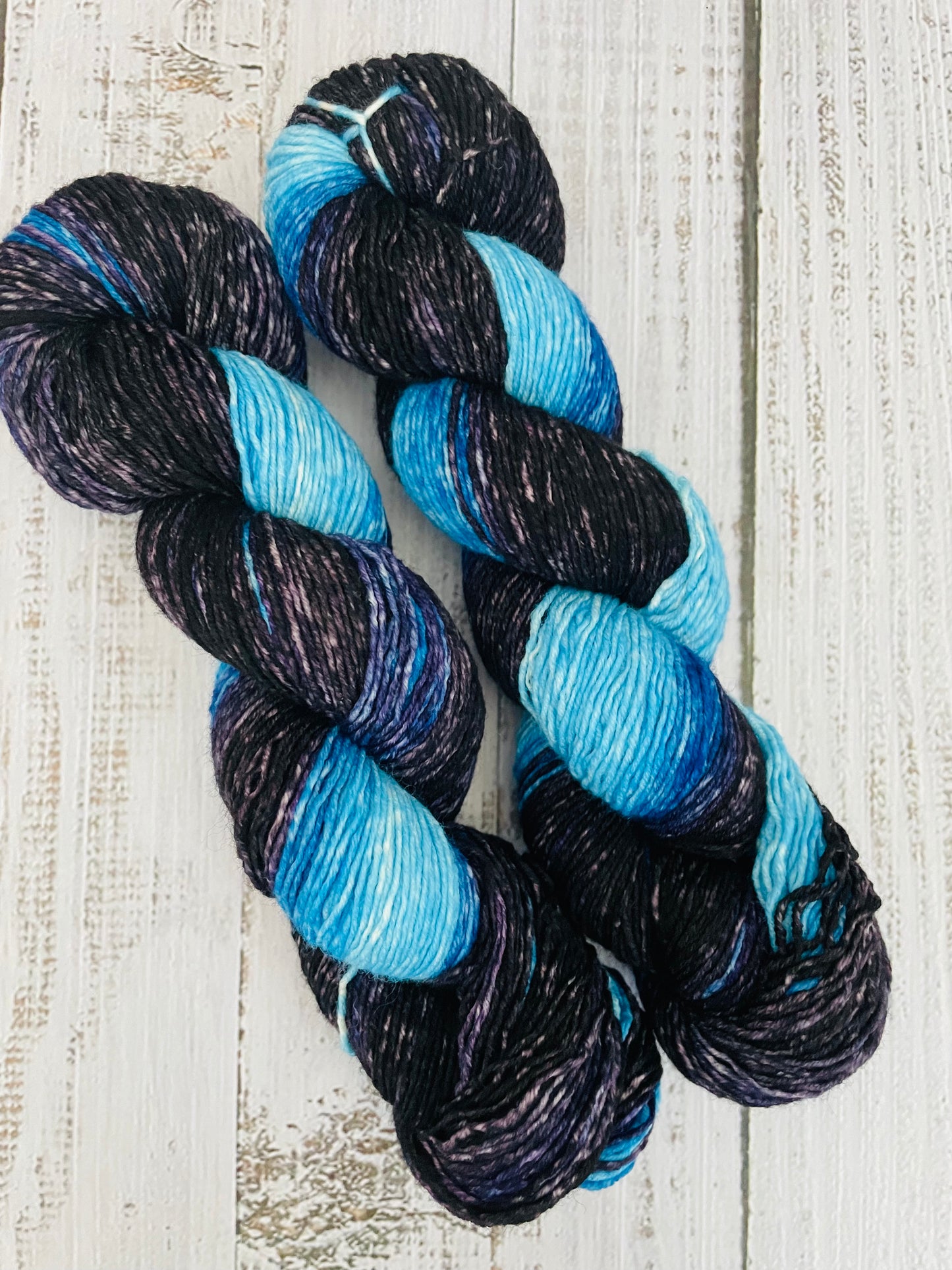 BLUE MOON .... HEATHERED GRADIENT FULL SKEINS (FINGERING WEIGHT)