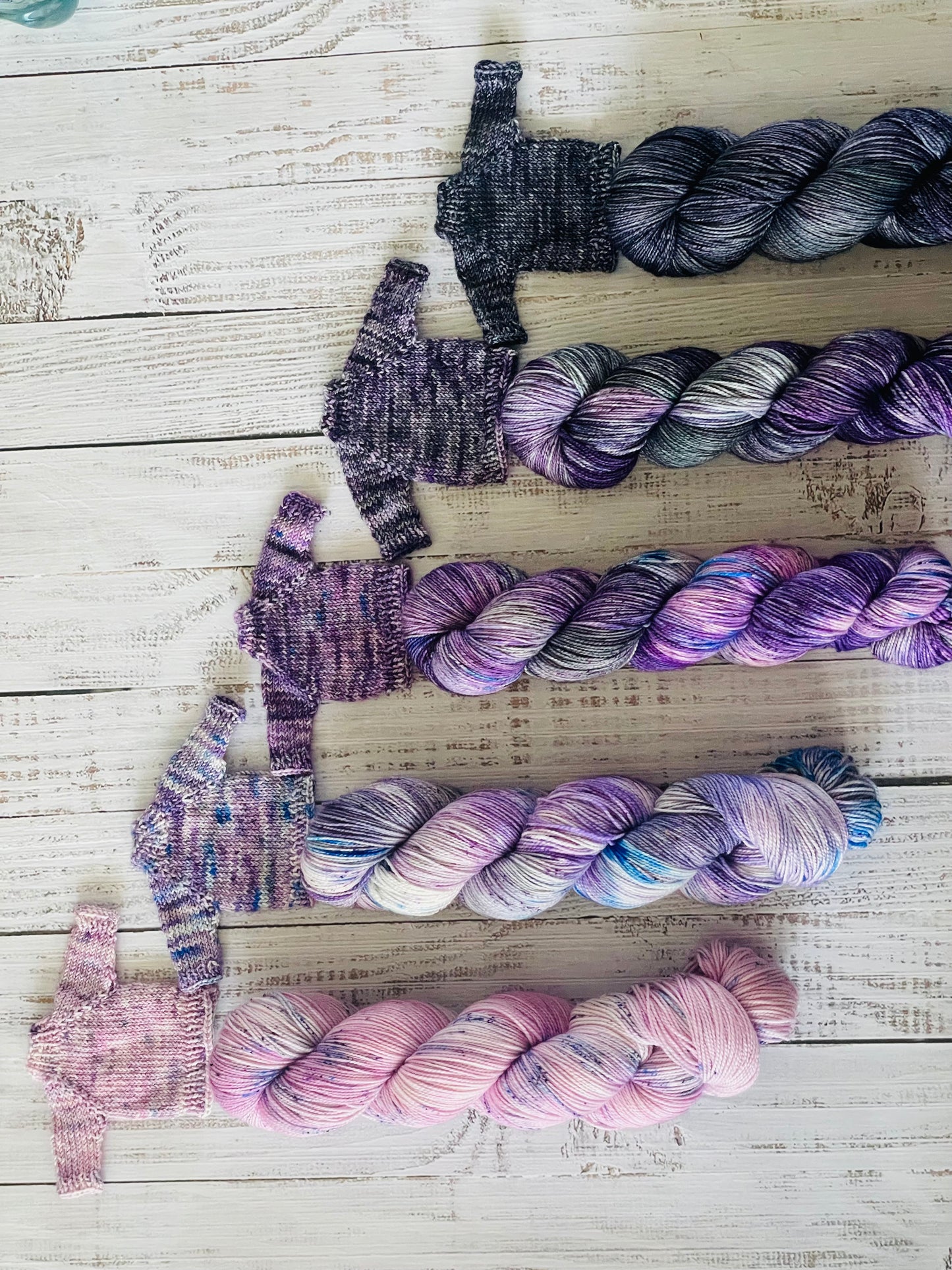 FIREFLY FOREST FADE ON PLUSH FINGERING AND CLASSIC  DK ….CHOOSE COLOURWAY AND BASE FROM MENU