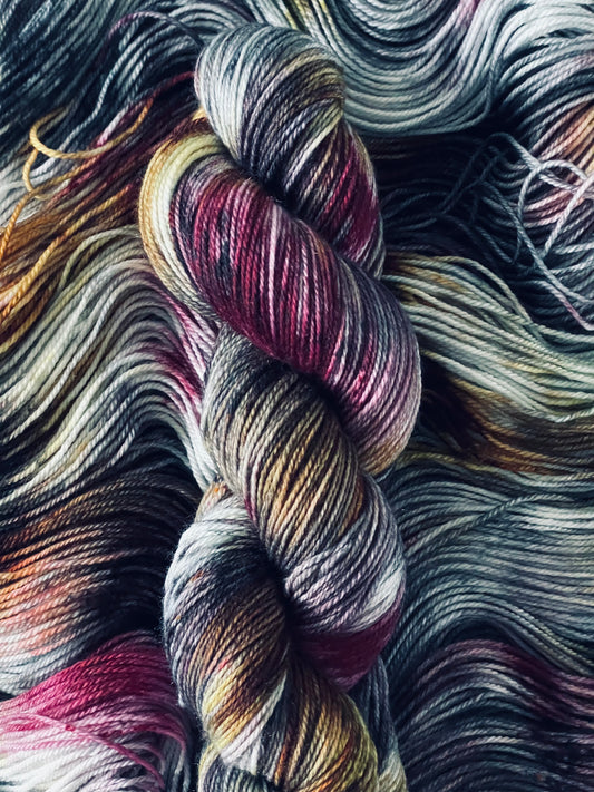 COMMON THREAD .....PLUSH FINGERING WEIGHT