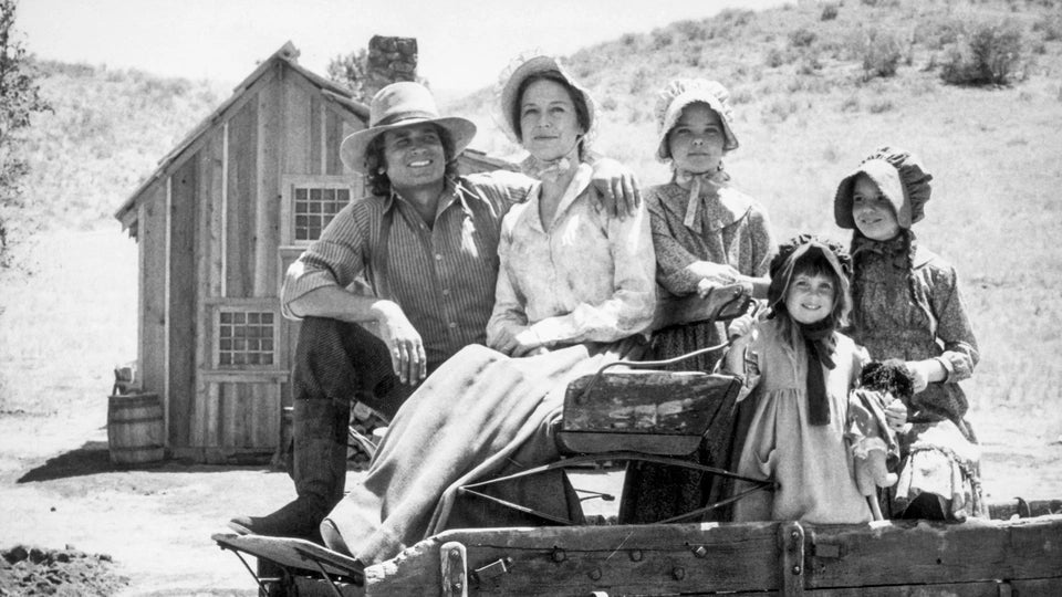 PRE-ORDER FOR THE LITTLE HOUSE  INSPIRED 12 DAYS OF CHRISTMAS COUNTDOWN CALENDAR