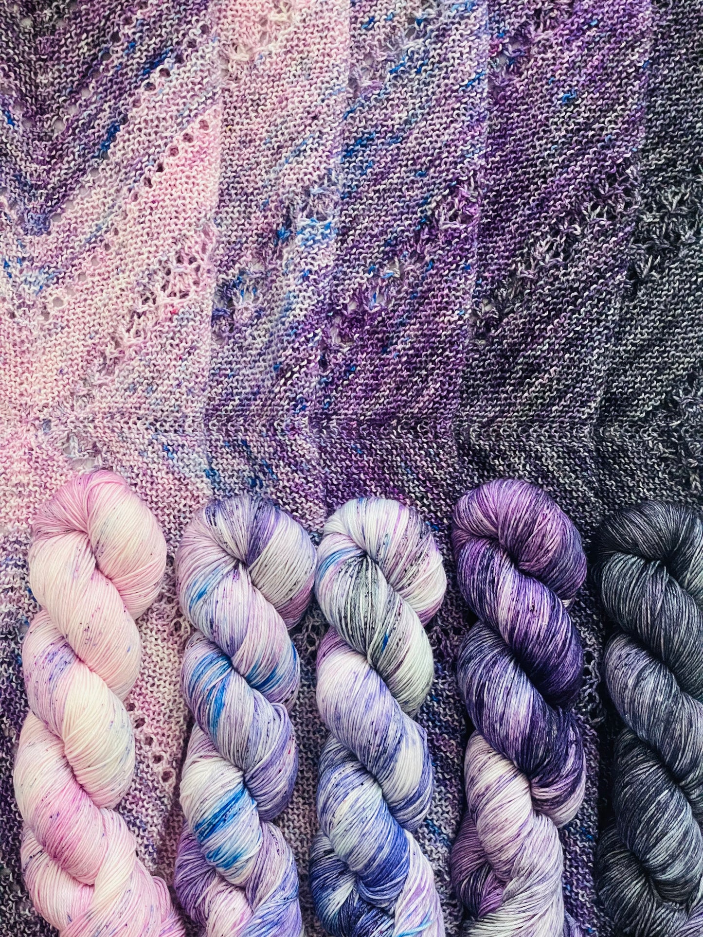 FIREFLY FOREST FADE ON PLUSH FINGERING AND CLASSIC  DK ….CHOOSE COLOURWAY AND BASE FROM MENU